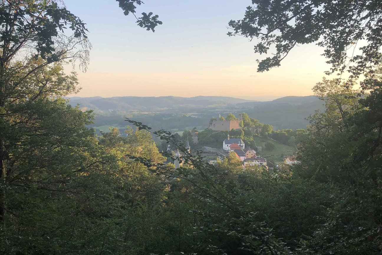 terrassencamping-schlierbach-burg-lindenfels-schoener-odenwald