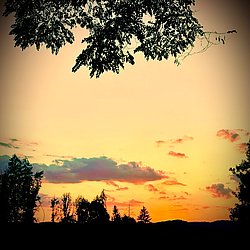 Die Abendstimmung im #odenwald ist immer wieder aufs Neue ein Erlebnis #sundowner #naturphotography #terrassencamping... Die Abendstimmung im #odenwald ist immer wieder aufs Neue ein Erlebnis #sundowner #naturphotography #terrassencamping...